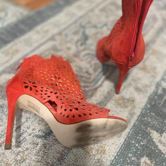 Aldo suede ankle boot - Picture 6 of 10